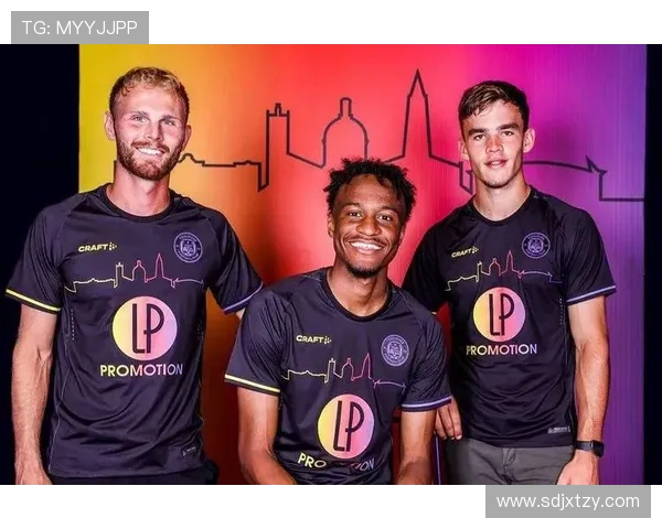 图卢兹体育场迎来同款球衣日 图卢兹体育场迎来同款球衣日